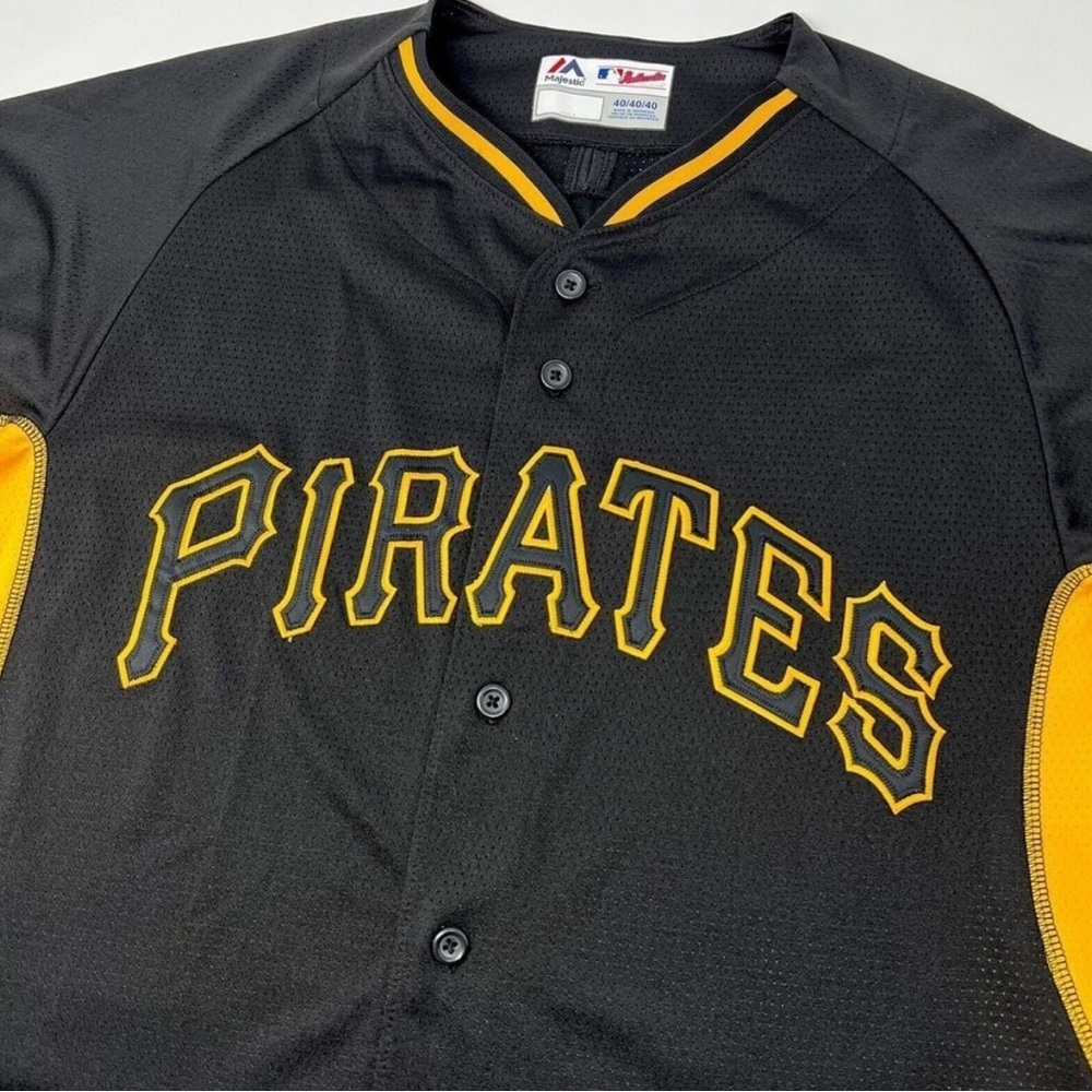 Majestic Black and Gold Pirates Men's Jersey - Picture 2 of 8